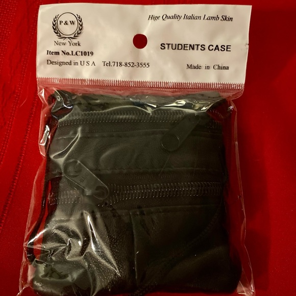 Italian Lamb Skin 2 Zipper Case 4” x 4” - Picture 1 of 2